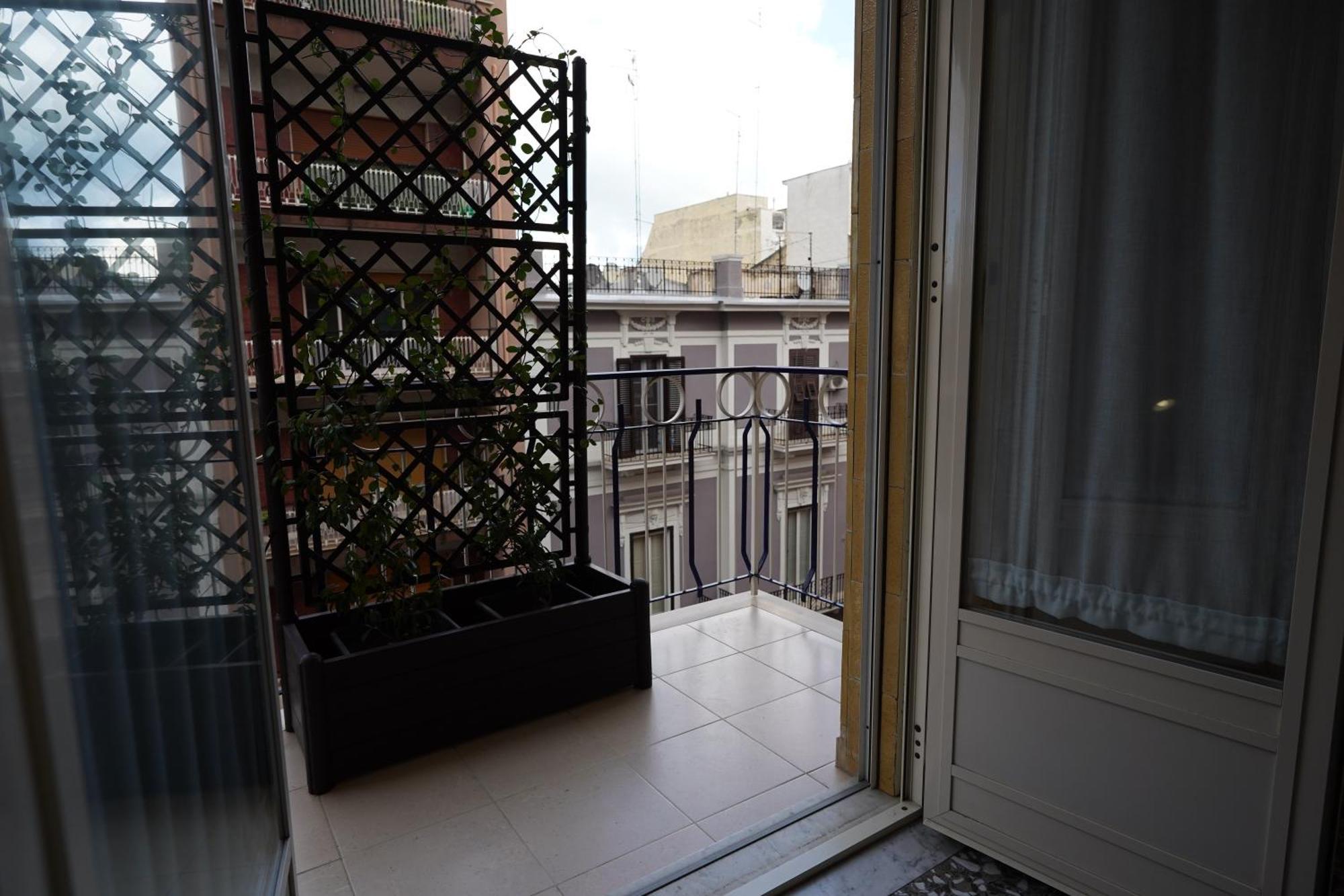 Abate Gimma Apartment 10 Minutes From St Nicholas Cathedral バーリ エクステリア 写真